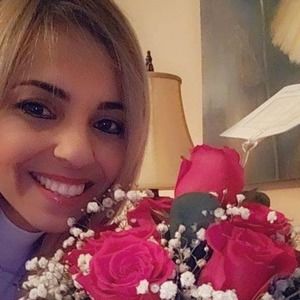 Meet your Posher, Mara